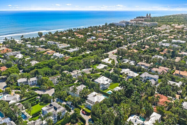 Building Photo - 210 Emerald Ln