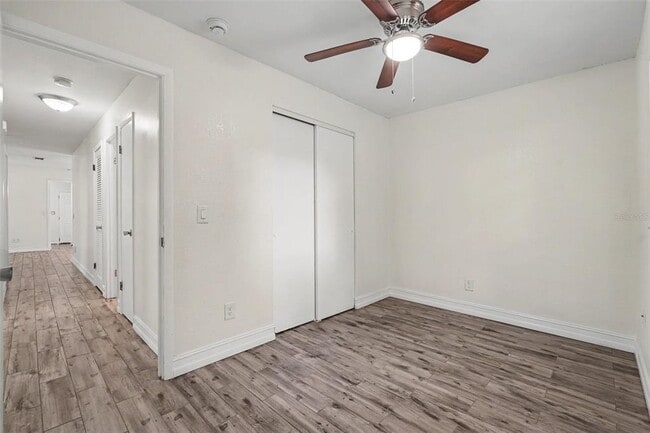 Building Photo - 5328 Lantana St