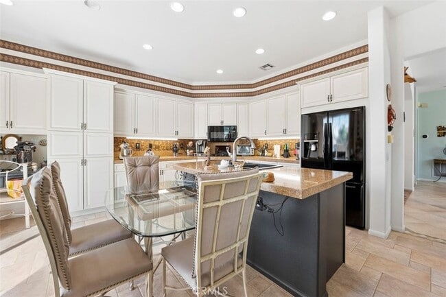 Building Photo - 5643 Willowmere Ln