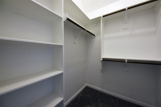 Building Photo - 1012 Trellis Pass