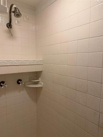 Building Photo - 2309 Richwood Dr