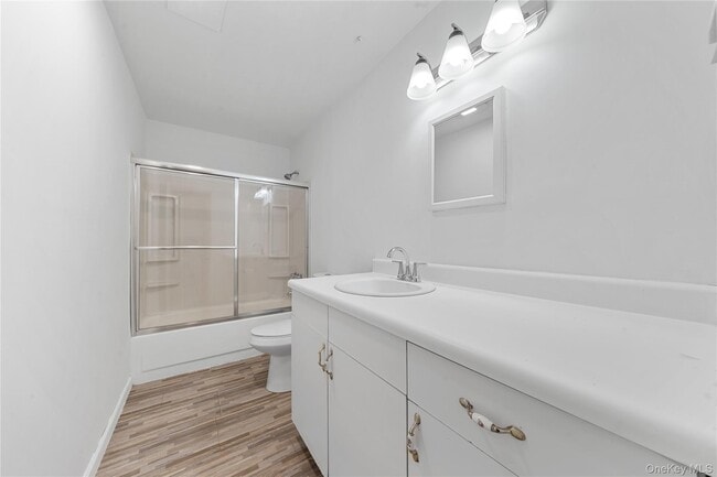 Building Photo - 34 Wooded Way