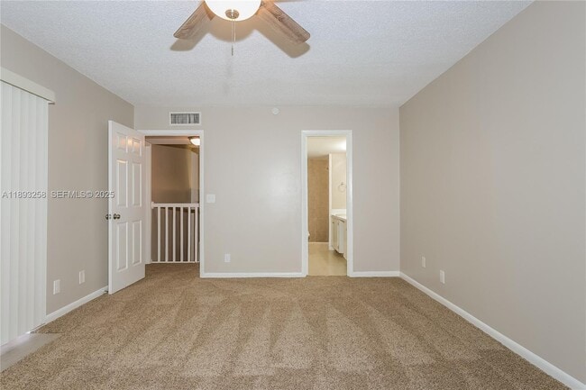 Building Photo - 4011 Palm Bay Cir