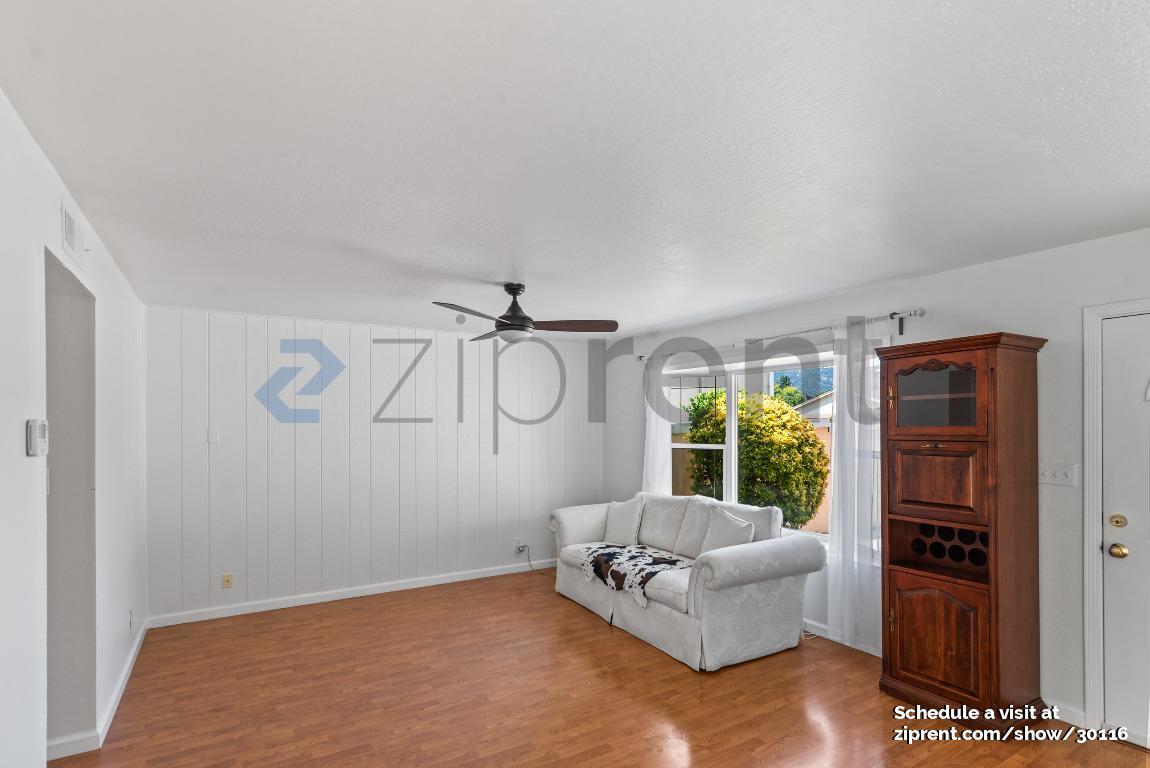 Building Photo - 2257 Goldcrest Cir