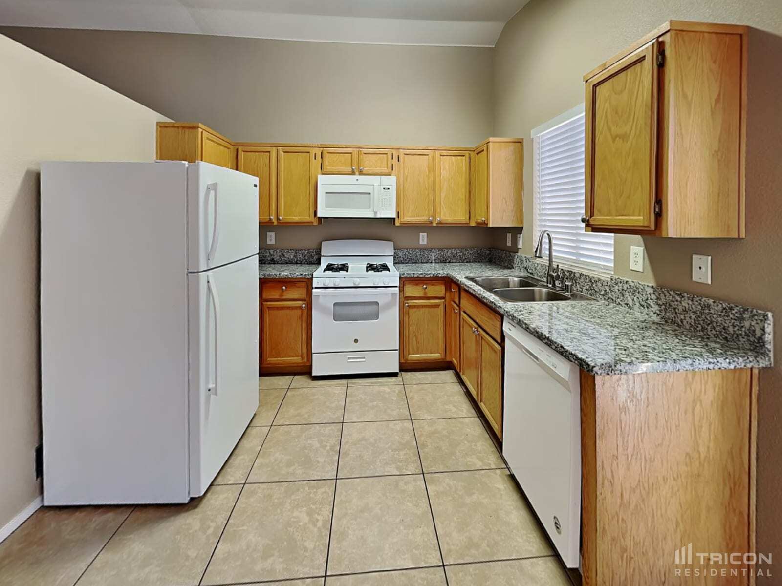 Building Photo - 3688 Copper Cactus Dr