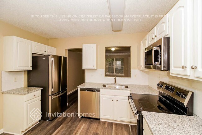 Building Photo - 1049 Crestdale Crossing Dr