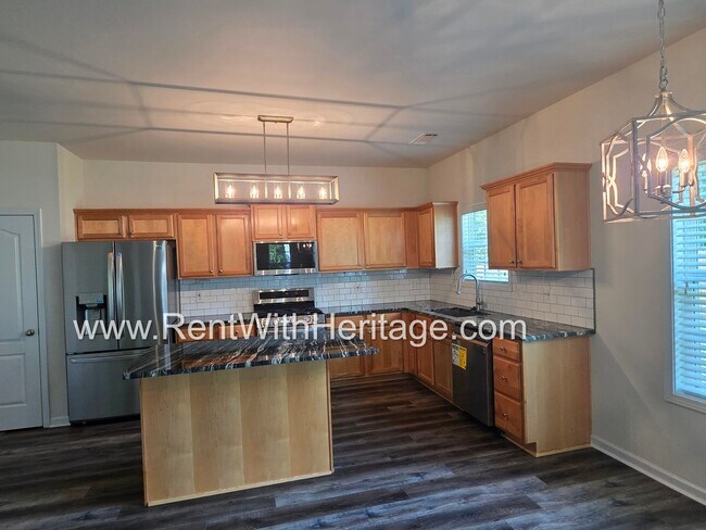 Building Photo - 202 Summergate Ln.