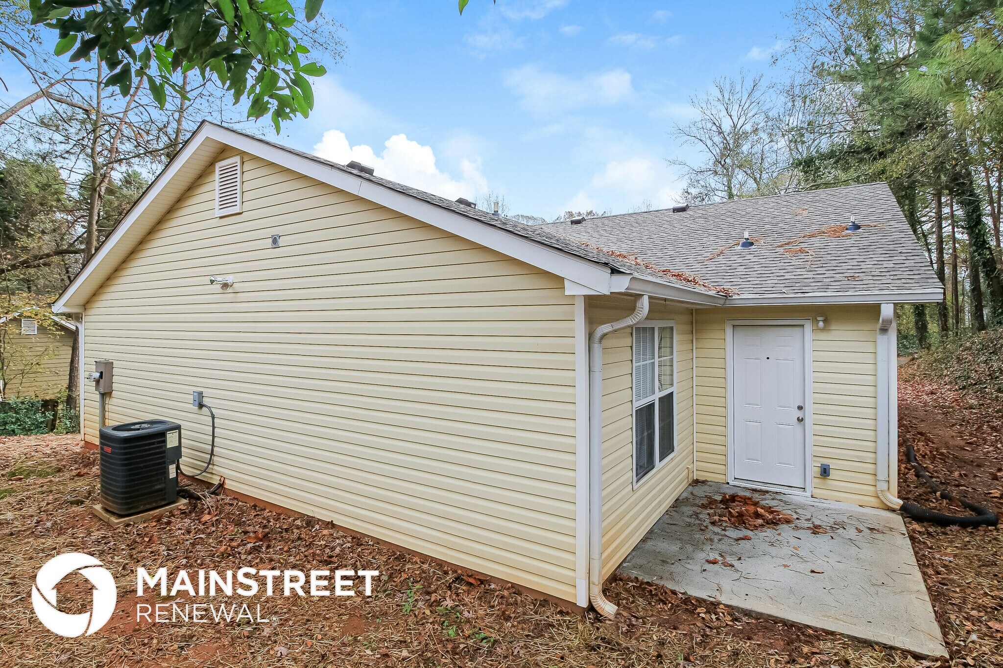 Building Photo - 5862 Homestead Cir