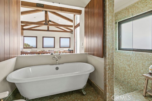 Building Photo - 345 Emerald Bay