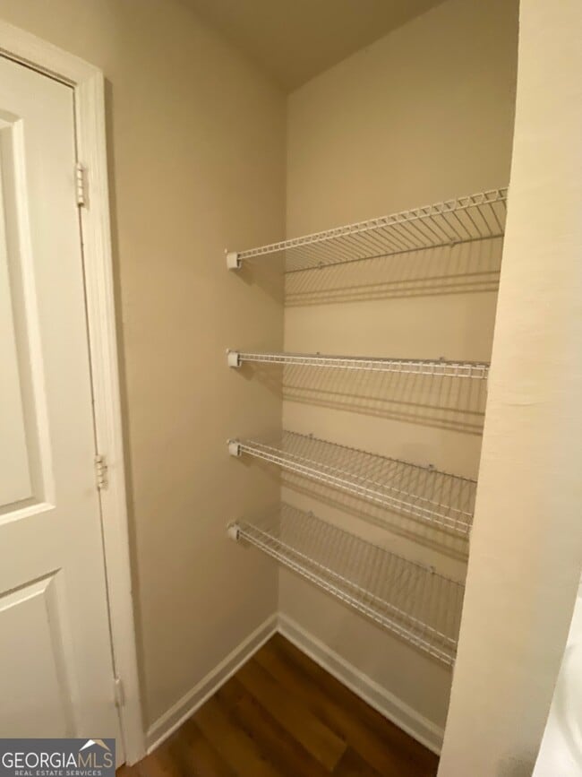 Building Photo - 347 Augusta Woods Dr