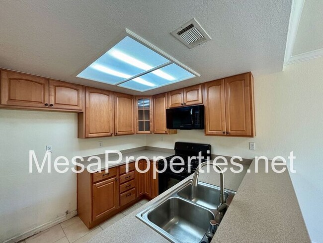 Building Photo - 1230 S Barranca Ave