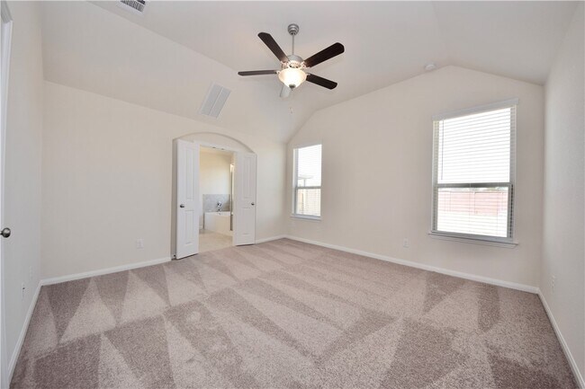 Building Photo - 1250 Chad Dr