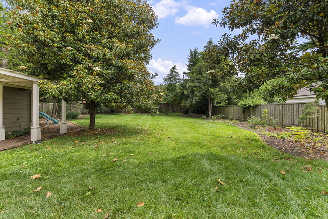 Building Photo - 309 Greenbriar Rd