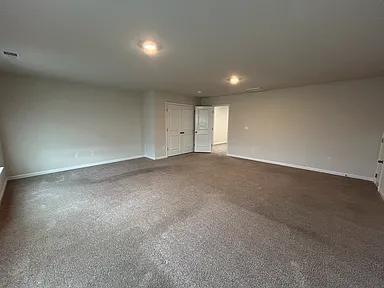 Building Photo - 324 vaccaro Dr