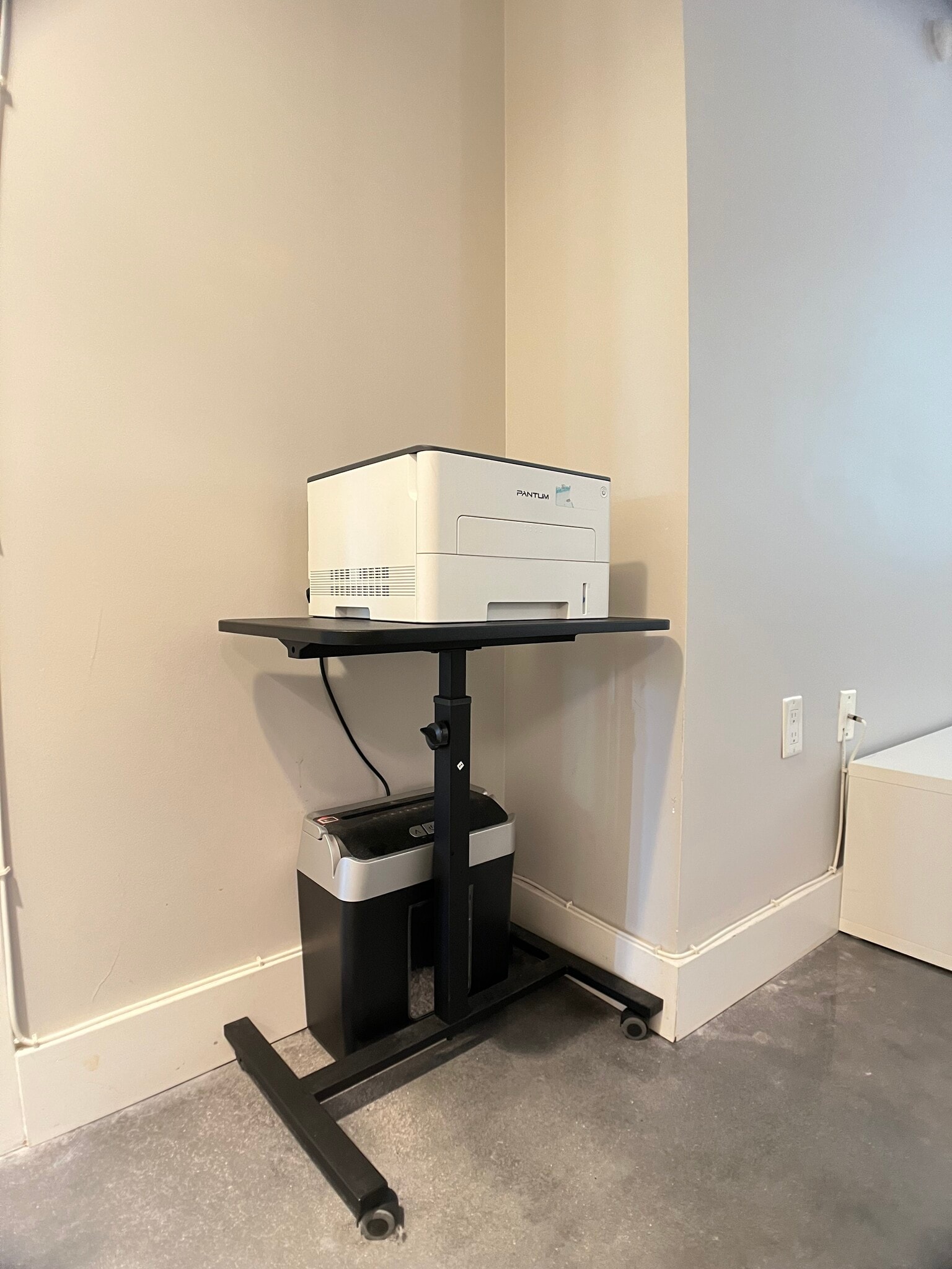 Work from home with printer, Mac computer, and shredder - 6620 Indian Creek Dr