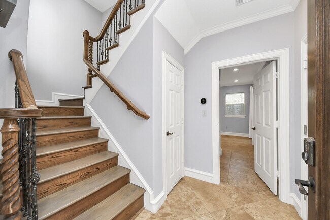 Building Photo - 5317 Feagan St