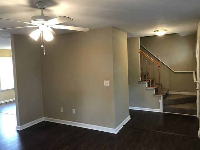Building Photo - 2664 Lake Park Bend