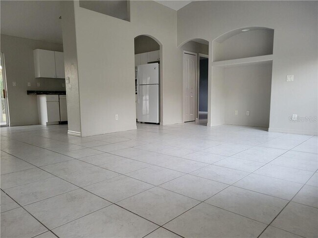 Building Photo - 4185 Simkins Ave