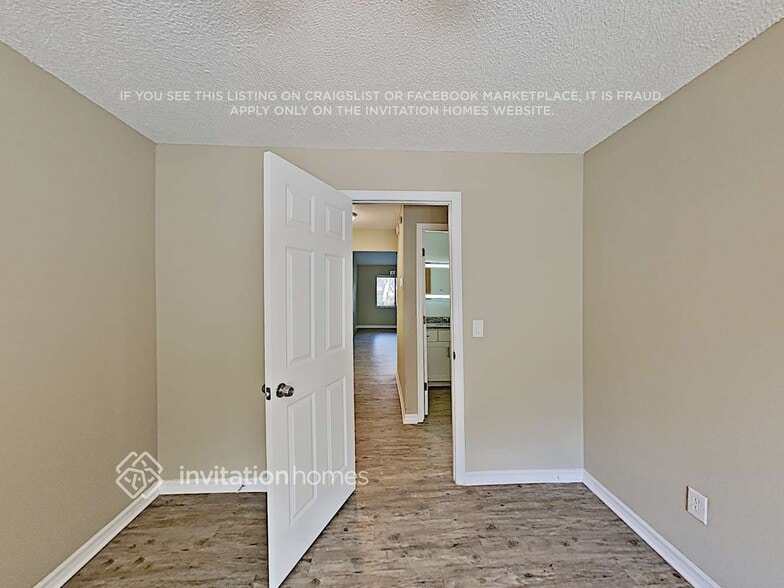 Building Photo - 4654 Tiffany Woods Cir