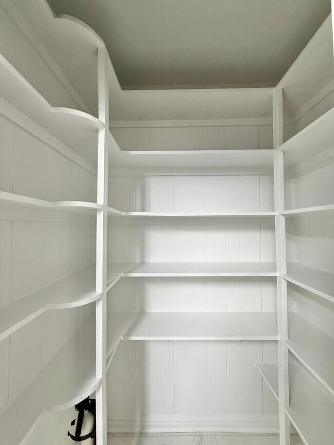 Building Photo - Tour Today! 3 Bed 2 Bath in Tyler!