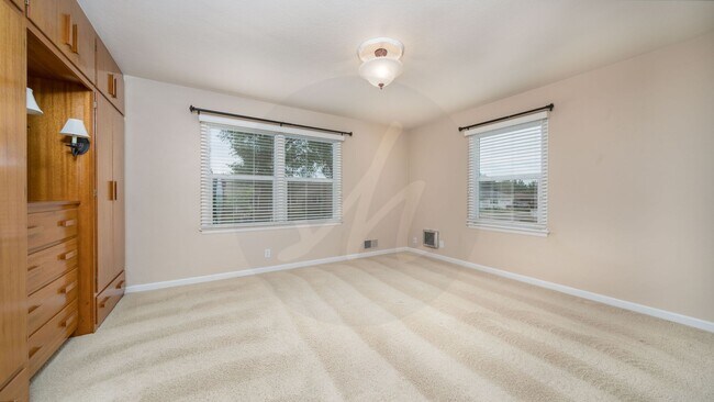 Building Photo - Charming Rancher in Cheyenne Mountain