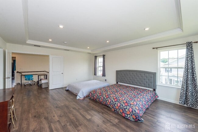 Building Photo - 601 Charleston Dr