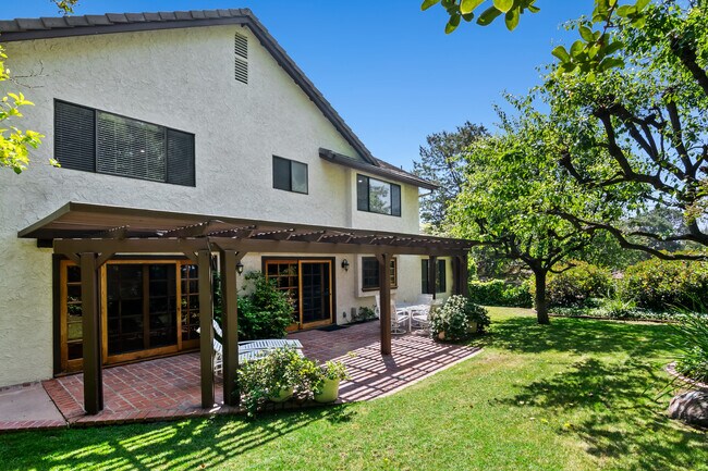 Building Photo - 3009 Nicada Dr