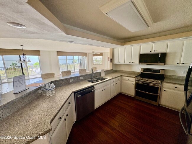 Building Photo - 8934 Puerto Del Rio Dr