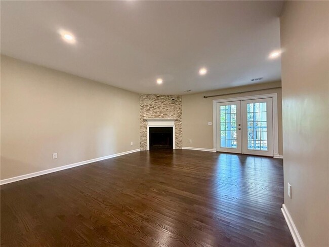 Building Photo - 405 Oak Harbor Ct