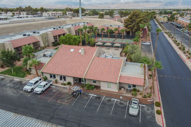 Building Photo - Strip view in guard gated SW communities w...