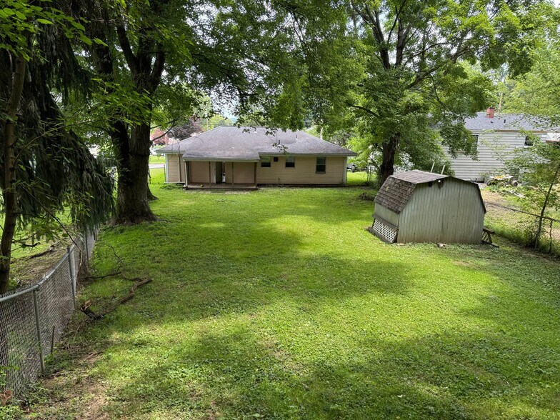 Building Photo - 2342 Buckeye Cir
