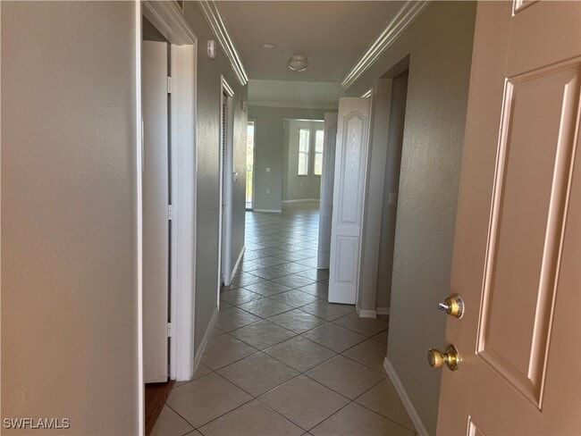 Building Photo - 8490 Kingbird Loop