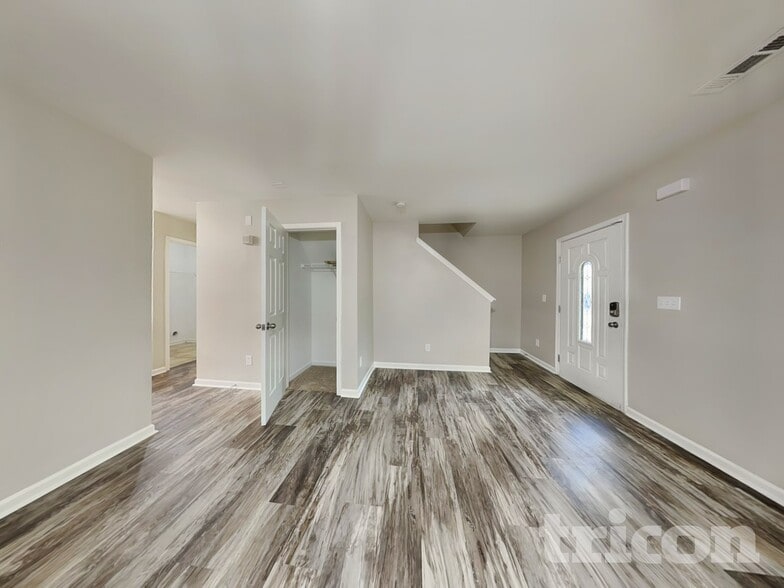 Building Photo - 8000 McGarry Trail