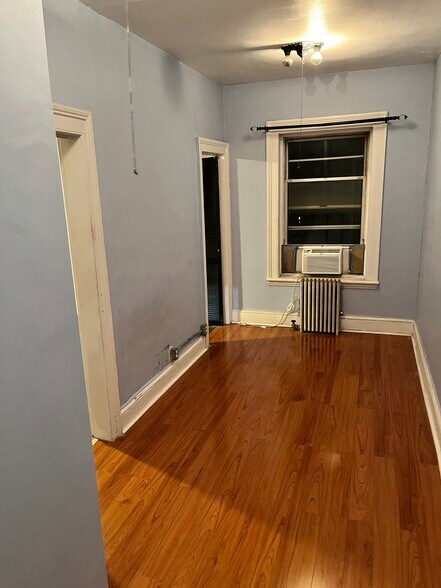 Bedroom 2 - 77 Calyer St