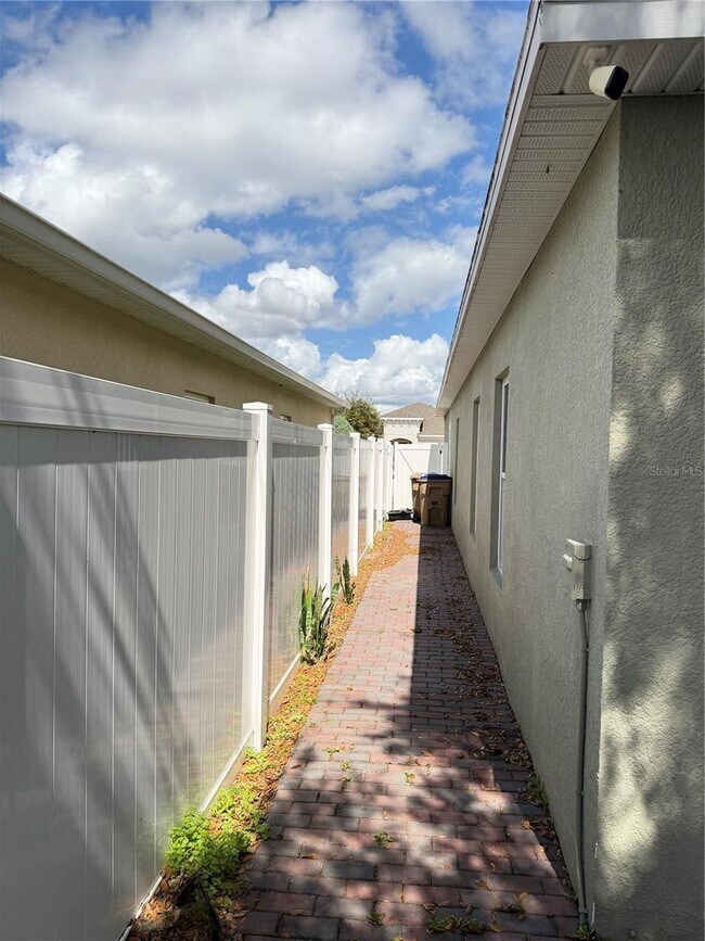 Building Photo - 4636 Marcos Cir