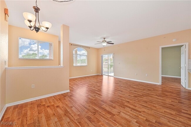 Building Photo - 6361 Aragon Way