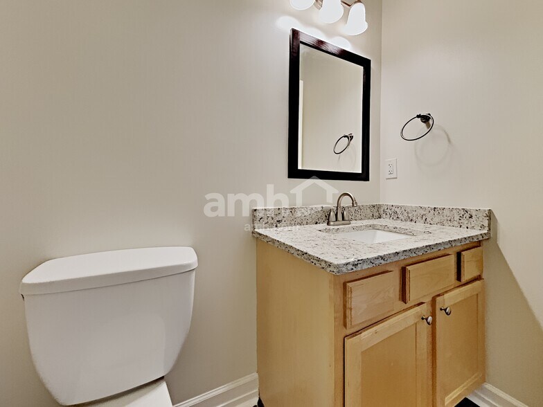 Building Photo - 2534 Dalesford Ct