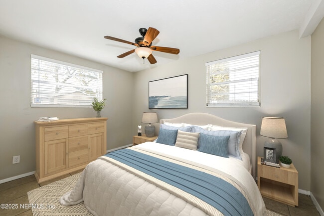 Building Photo - 1012 2nd St S