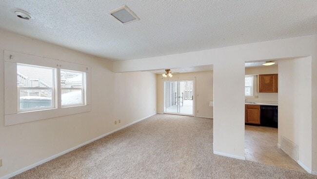 Building Photo - 3 Bedrooms with In-Unit Laundry