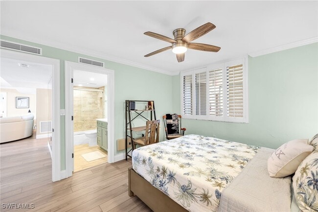 Building Photo - 9653 Gulf Shore Dr