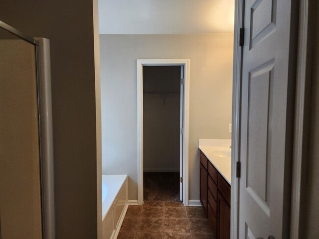 Building Photo - Quaint 4-Bedroom Home