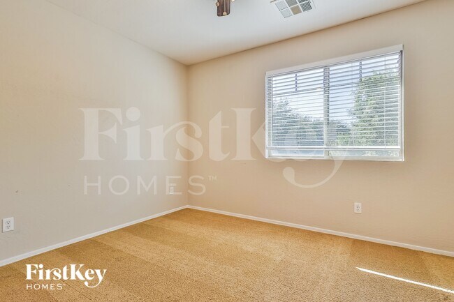 Building Photo - 2383 W Morning Sun Cir