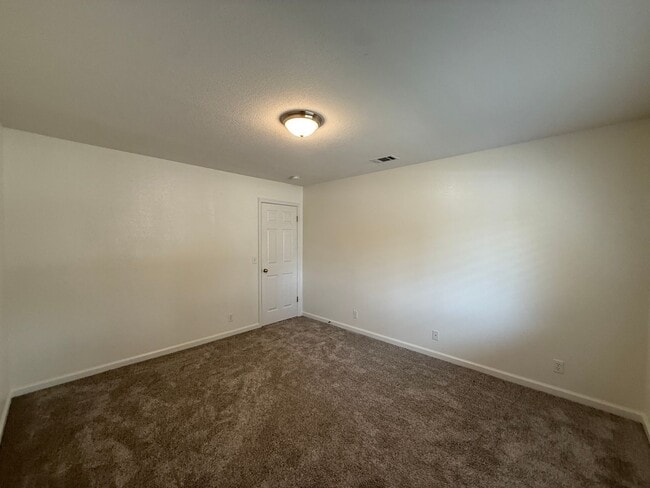 Building Photo - Orcutt Single Story Home with RV Access