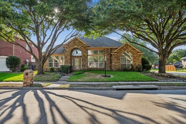 Building Photo - 5512 Charleston Dr