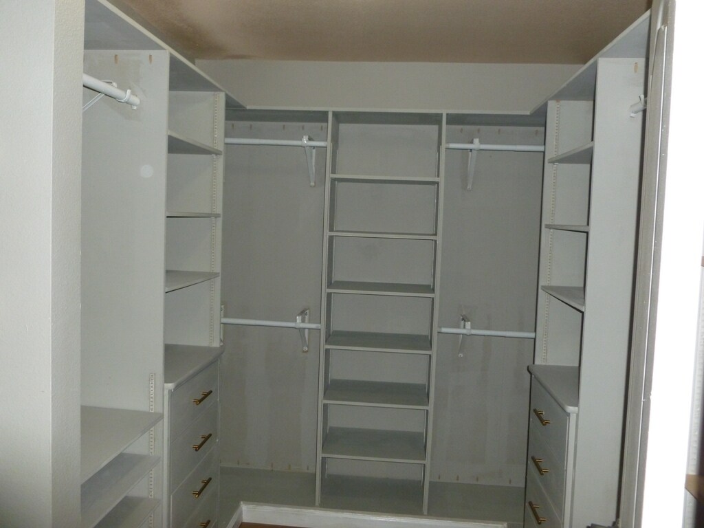 Building Photo - 2110 Sealion Dr