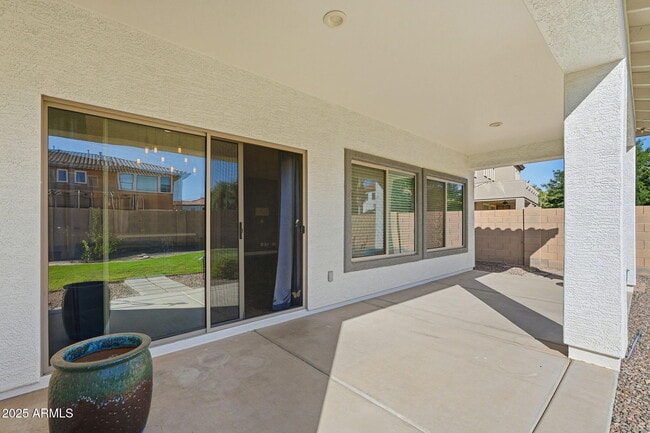 Building Photo - 10915 E Rafael Ave