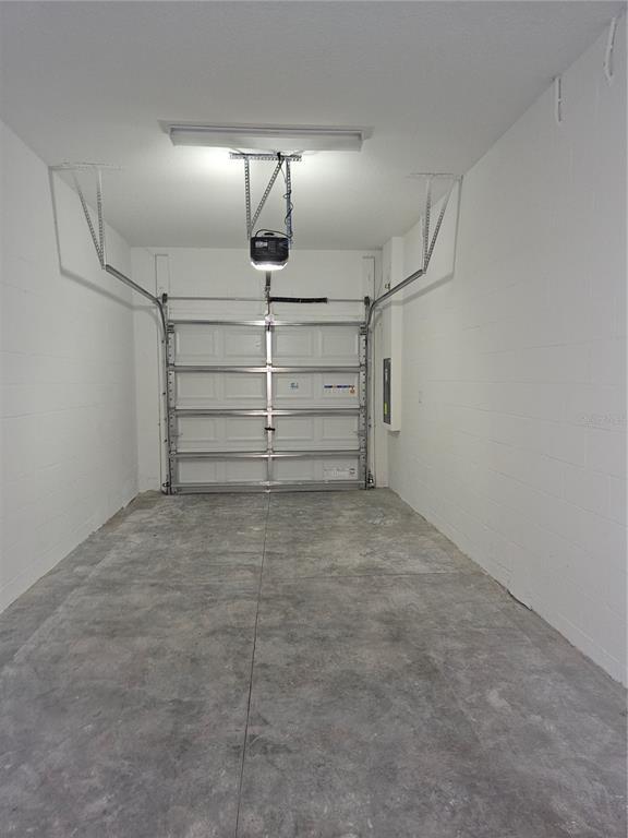 Building Photo - 5958 Shiner St