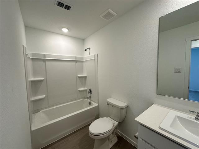 Building Photo - 6804 Haines Dr