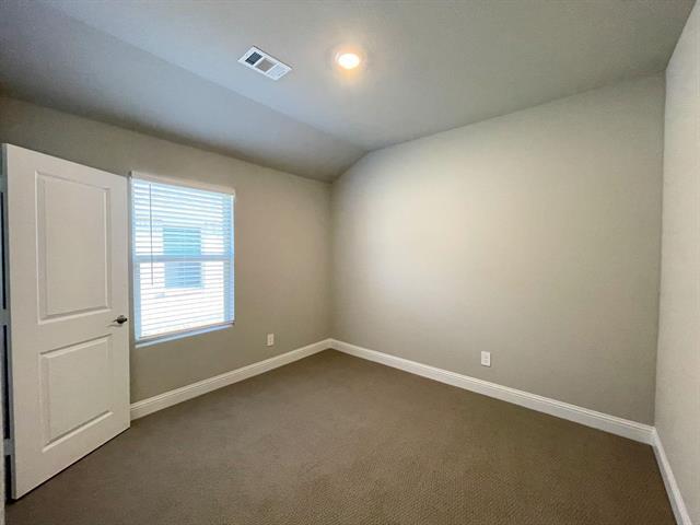 Building Photo - 2176 Gill Star Dr
