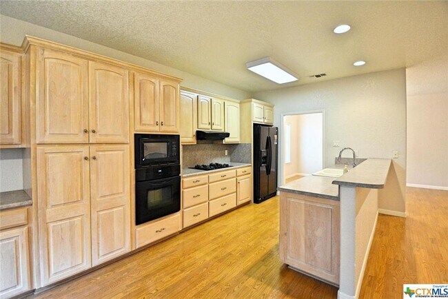 Building Photo - 2725 Diamond Trail